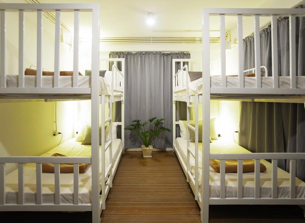 Squirrel Hostel Chiang Mai Bagian luar foto