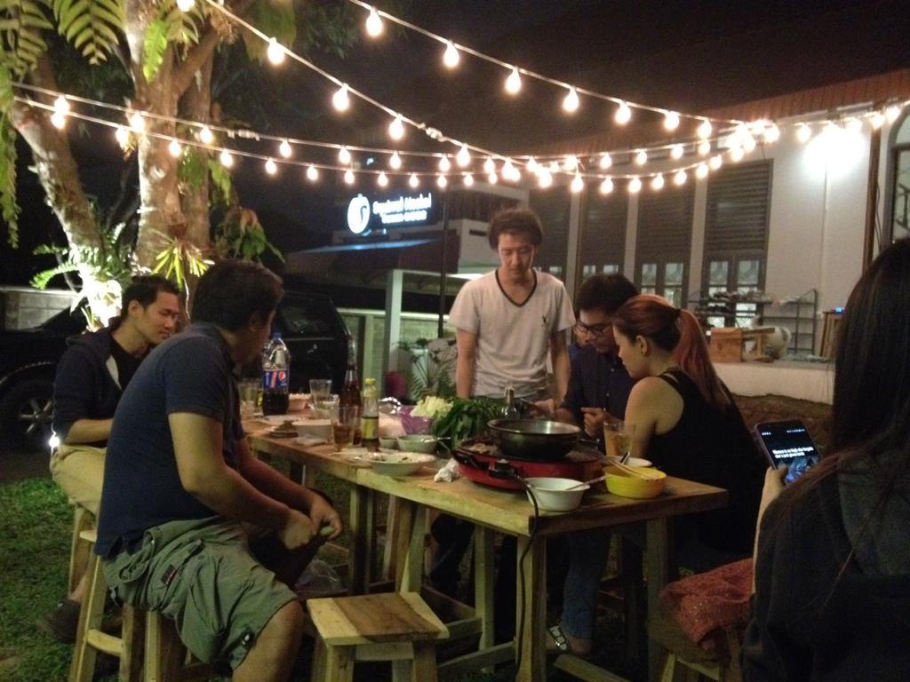 Squirrel Hostel Chiang Mai Bagian luar foto