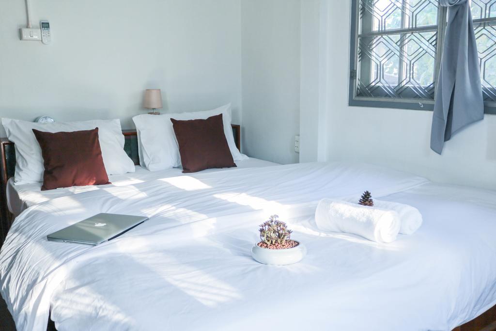Squirrel Hostel Chiang Mai Bagian luar foto