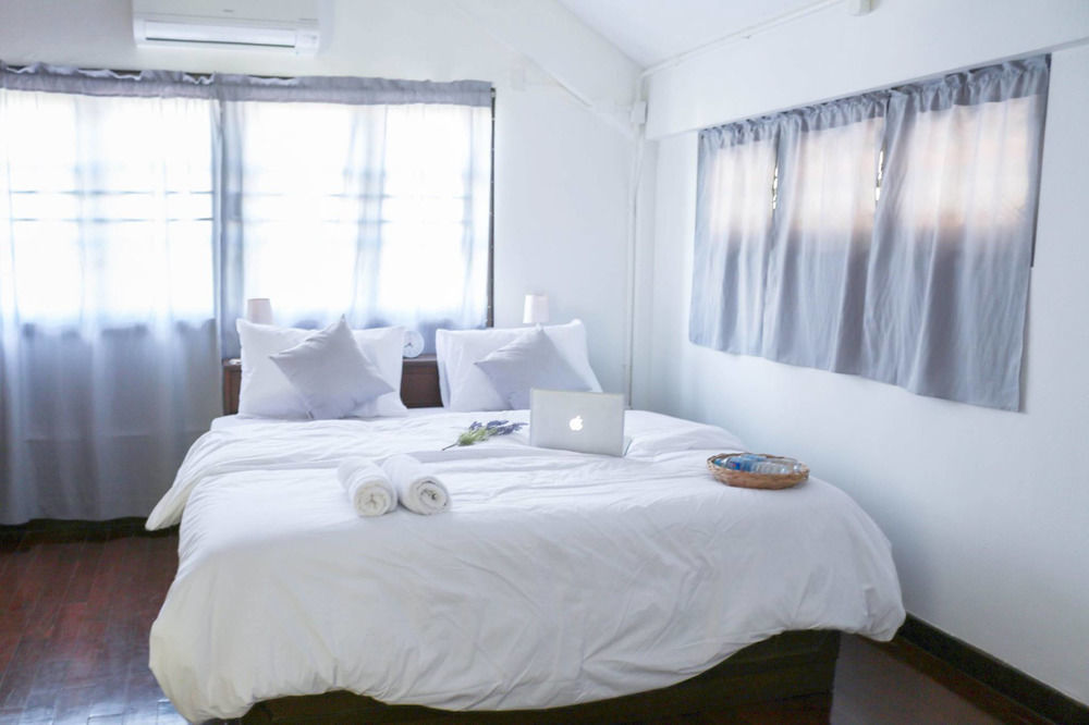 Squirrel Hostel Chiang Mai Bagian luar foto